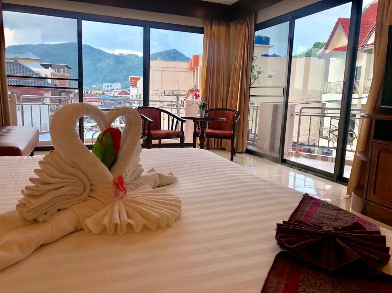 Ban Tyrol Hotel Patong ภายนอก รูปภาพ